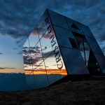 serfaus-fiss-ladis-crystal-cube-in-fiss-sonnenuntergang-c-andreas-kirschner